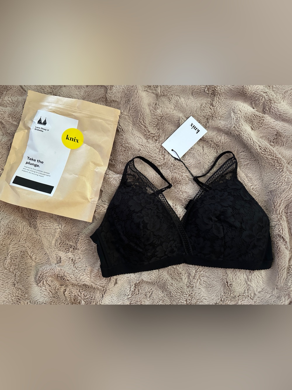knix Black Lace Deep V Bralette (wireless), New with tags